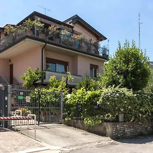 https://villa-francesco-appartamento-la-ruota.it-lombardy.com