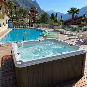 https://appartamenti-villa-clivia.it-lombardy.com